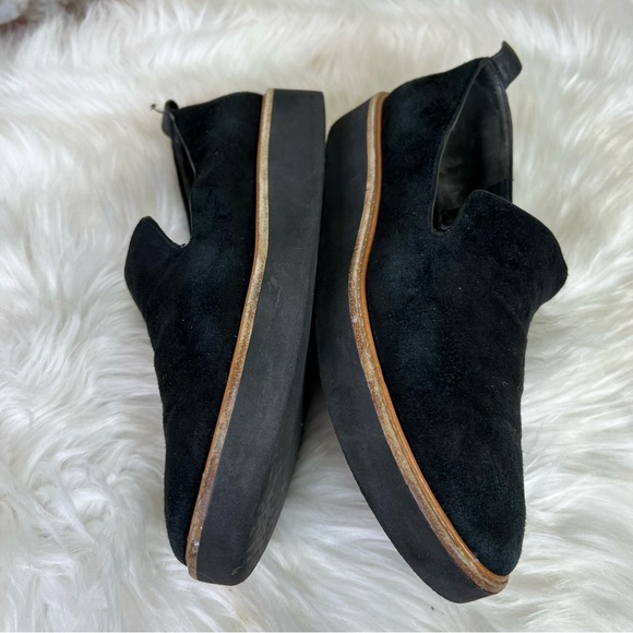 Vince Black Suede Crepe Sole Slip-On Loafers, 8 - Picture 7 of 11